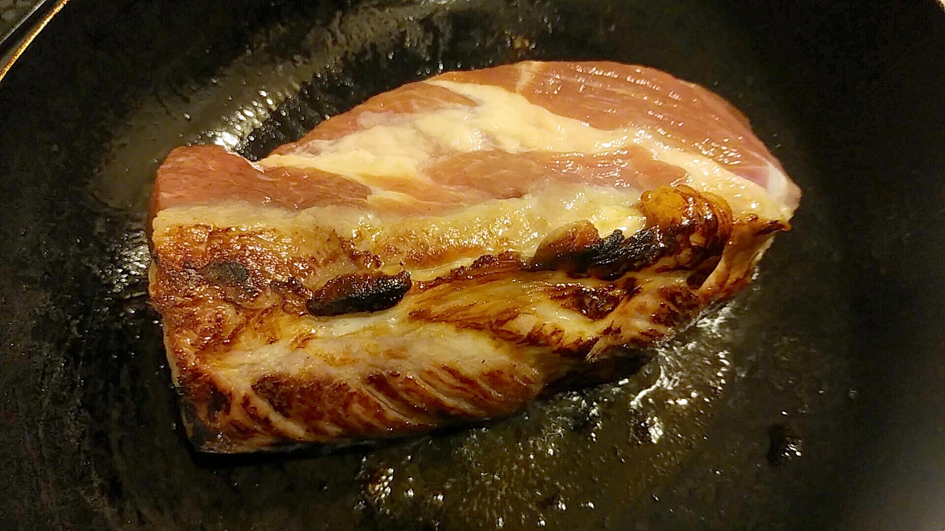 叉焼 焼豚 煮豚 チャーシューは何が違う とりあえず日本で言われているところのチャーシュー を作ってみて それから考えようｗ どの豚肉を使えばいい どう煮込めばいい チャーシューの簡単な作り方 肝臓公司 かんぞうこうし